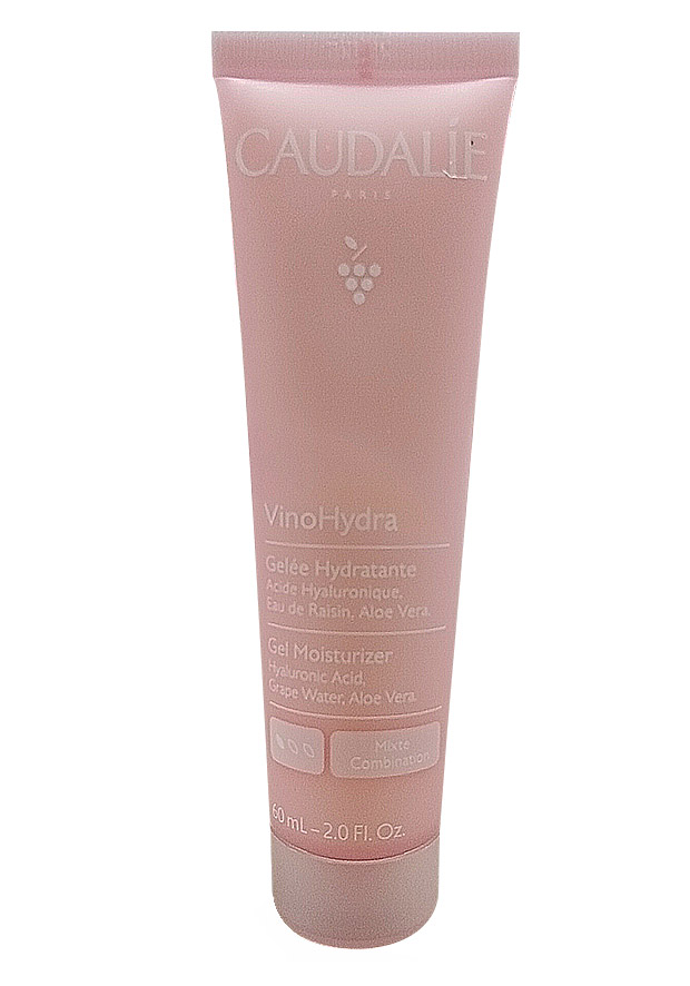 La Gelée Hydratante Vinohydra 60ml de Caudalie est une formule légère et rafraîchissante enrichie en acide hyaluronique, polyphénols de raisin et eau de raisin bio. Elle hydrate, apaise et nourrit la peau, offrant un teint frais et éclatant. Convient à tous les types de peau.