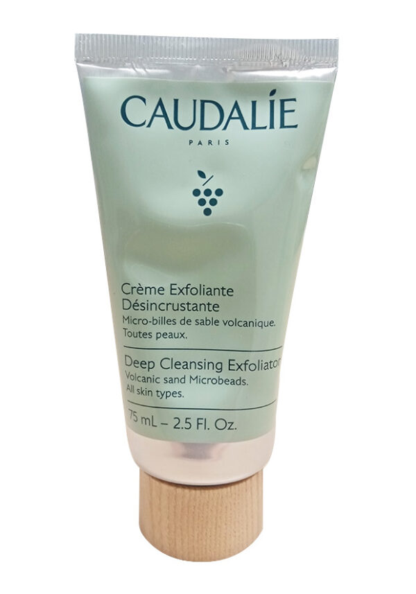 La Crème Exfoliante Désincrustante 75ml de Caudalie exfolie, purifie et affine le grain de peau pour un teint éclatant. Formulée avec des micro-grains naturels et des ingrédients purifiants, elle élimine les impuretés et les cellules mortes, laissant la peau lisse, nette et éclatante. Adaptée à tous les types de peau, même les plus sensibles.