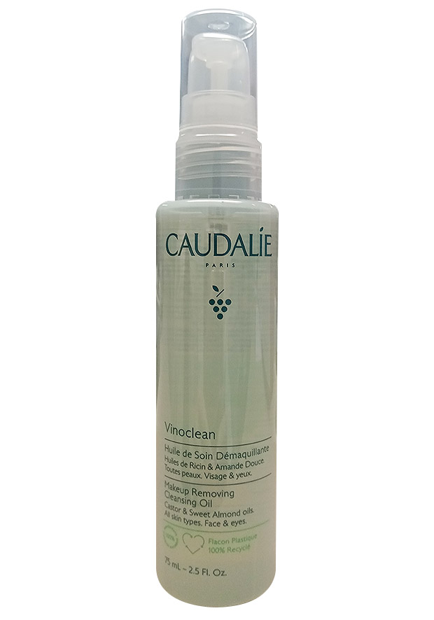 L'huile de soin démaquillante Vinoclean de Caudalie nettoie en profondeur et élimine le maquillage, même waterproof. Adaptée à tous les types de peau, y compris sensibles.