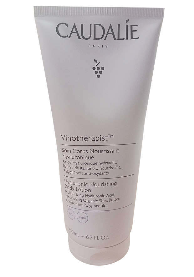 Le Soin Corps Nourrissant Vinotherapist 200ml hydrate, nourrit et apaise la peau en profondeur. Polyphénols de raisin et beurre de karité pour une peau douce et revitalisée.