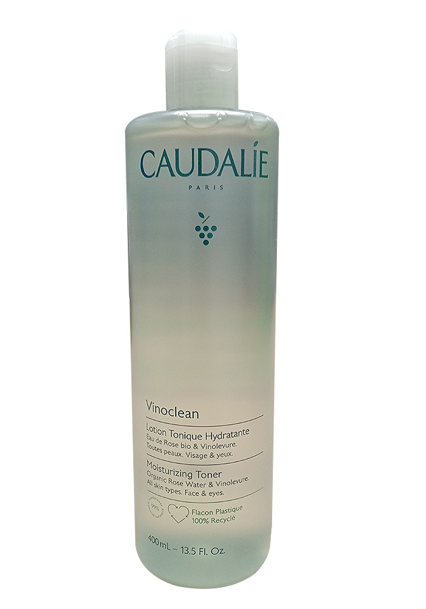 Lotion Tonique Hydratante Vinoclean 400ml de Caudalie est 100% naturelle enrichie en eau de raisin bio et en vinolevure. Idéal pour parfaire le démaquillage, hydrater et apaiser toutes les peaux, même les plus sensibles.