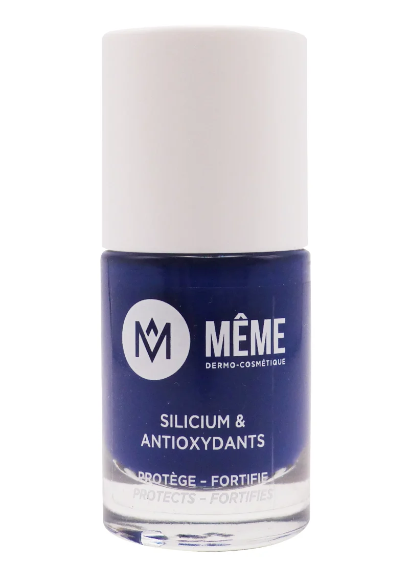 vernis meme bleu